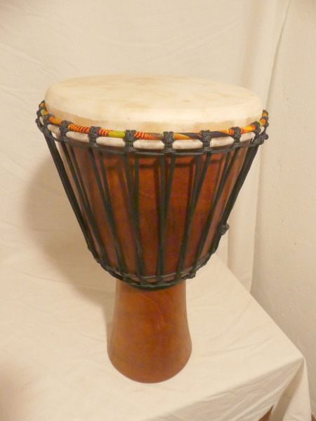 Djembe mit Kalbfell